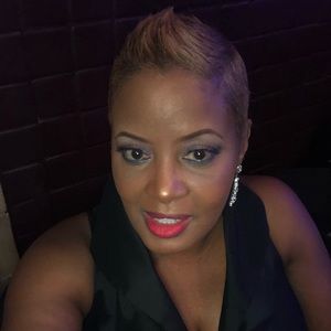 Meet your Posher, Brenda